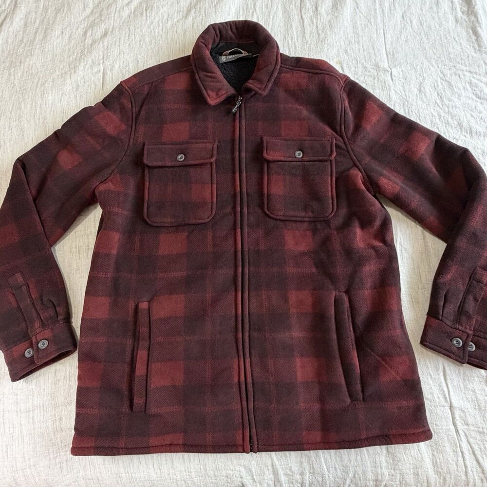 Free Country Men’s Small Long Sleeve Fleece Shirt Shacket Red Black Plaid